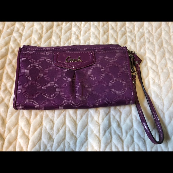Vibrant Purple wallet/wristlet - Picture 1 of 2